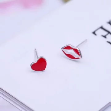 925銀針×愛心紅唇 ×不對稱耳針.avif