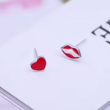 925銀針×愛心紅唇 ×不對稱耳針