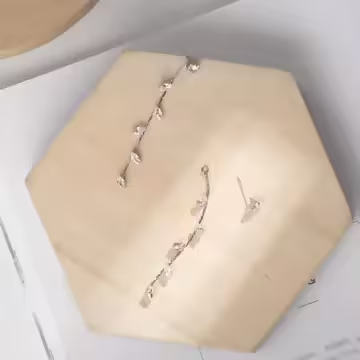 925銀針×晶鑽柳葉垂條×後掛式流蘇耳針