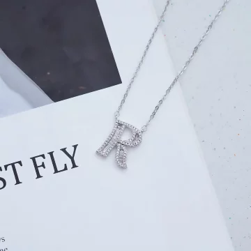 英文字母閃鑽×項鍊×R.avif