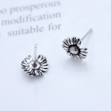 925銀針×復古雛菊小花×耳針.avif