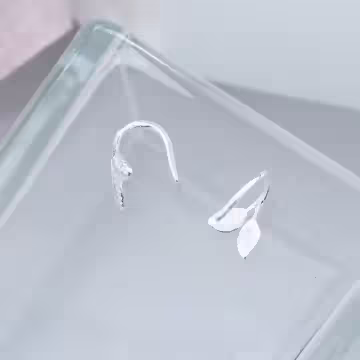 925銀針×嫩葉新芽×耳勾