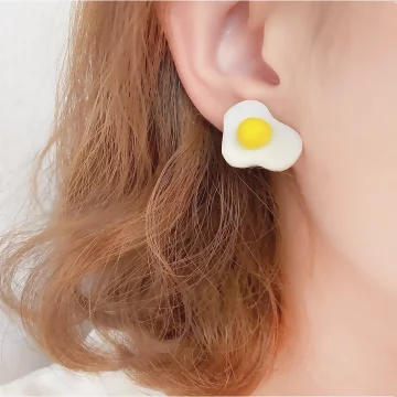 荷包蛋×耳環.avif