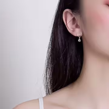 925銀針×貓咪垂墜鈴鐺×耳針