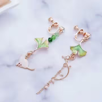 銀杏白貓螺旋流蘇×不對稱螺旋耳夾