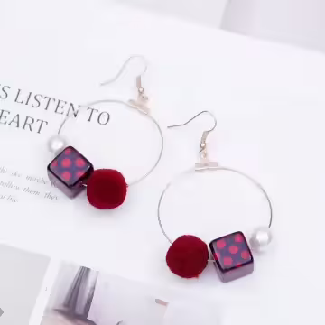 骰子毛球大圓圈×吊墜耳勾×共二色