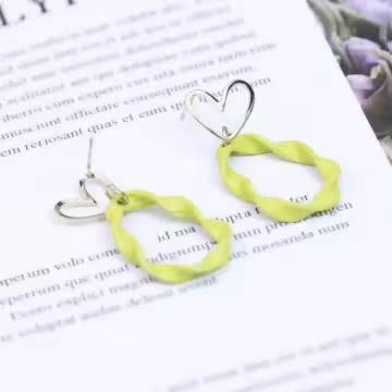 扭結綠圈圈愛心&times;吊墜耳環