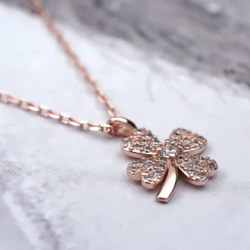 玫瑰金四葉幸運草×鎖骨項鍊.avif