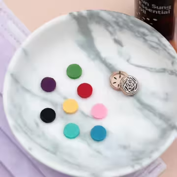 玫瑰花×口罩薰香磁釦×附八片綿芯×共三色