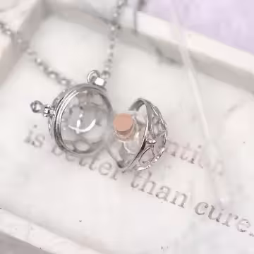 嬌豔玫瑰花×薰香玻璃寶瓶×長項鍊