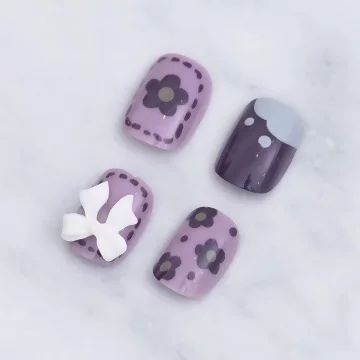 漾紫滿花白蝴蝶結亮面×穿戴式手指甲片×二十四入 .avif