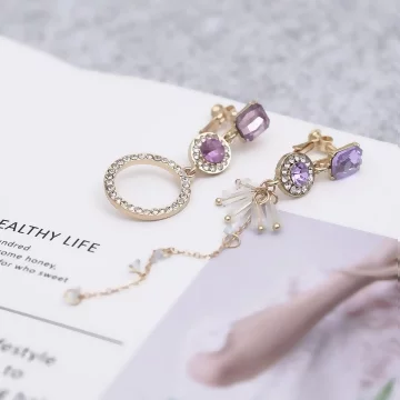 透紫傘晶圓環閃鑽×不對稱螺旋耳夾.avif