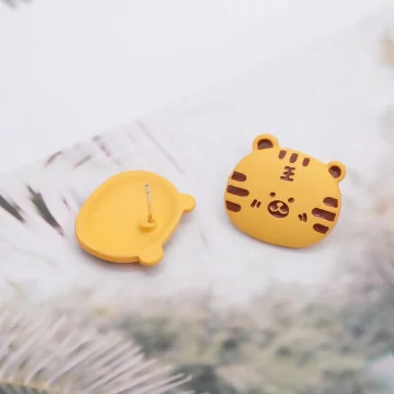 萌萌虎×耳環.avif