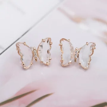白晶蝴蝶×耳環.avif