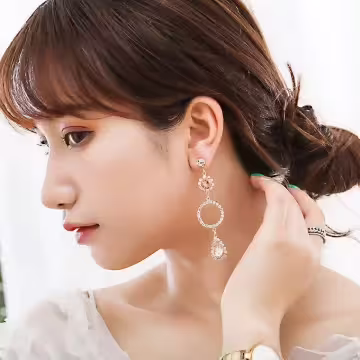 華麗宮廷月亮粉晶×不對稱吊墜耳環