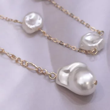 巴洛克珍珠×三層項鍊.avif