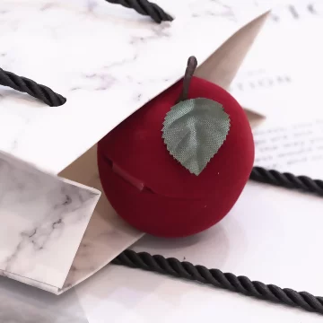 紅蘋果×適用戒指/耳釘/項鍊/手鍊×絨布盒.avif