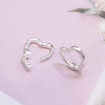 925銀針×肌理紋愛心×耳扣.avif