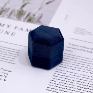 絲絨六角型×適用對戒×絨布盒×深藍.avif