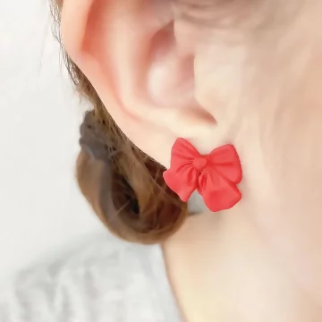 公主紅蝴蝶領結×耳環.avif