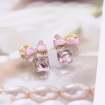可愛蝴蝶結水晶×蚊香盤U型耳夾.avif