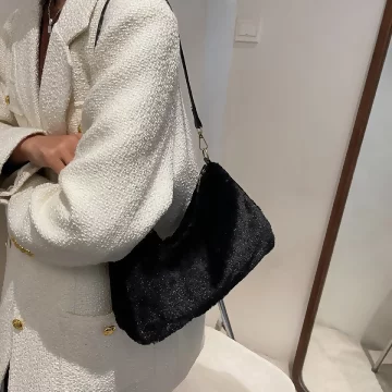 毛絨小單肩×肩背袋×黑色.avif