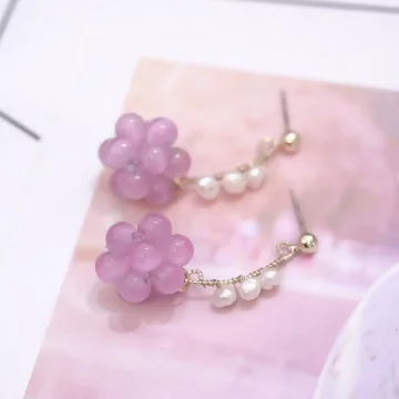 琉璃葡萄串珍珠×吊墜耳環.avif