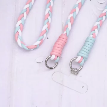 撞色麻花辮×手機斜背雙勾掛繩×粉藍.avif