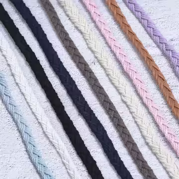 單色結辮編織×手機斜背雙勾掛繩×米色