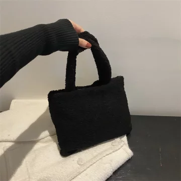 莫蘭迪絨毛小手提×手提袋×黑色.avif