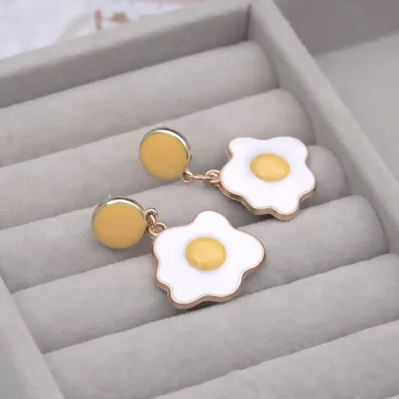 可愛荷包蛋×吊墜耳環 .avif