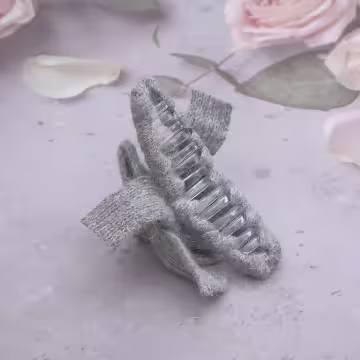 毛線蝴蝶結×鯊魚夾×共二色