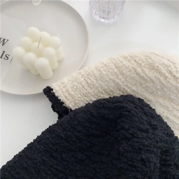 笑臉 ‧_‧×毛帽×白色.avif