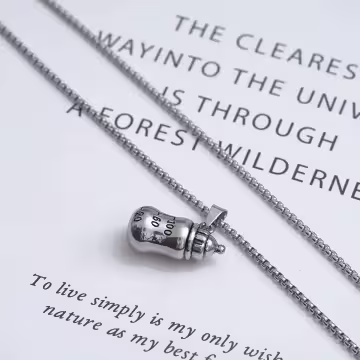 北鼻奶瓶×長項鍊