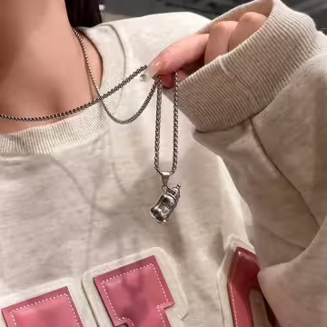 北鼻奶瓶×長項鍊