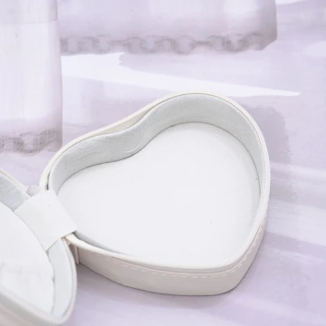 愛心雙層皮革×拉鍊飾品盒×白色.avif