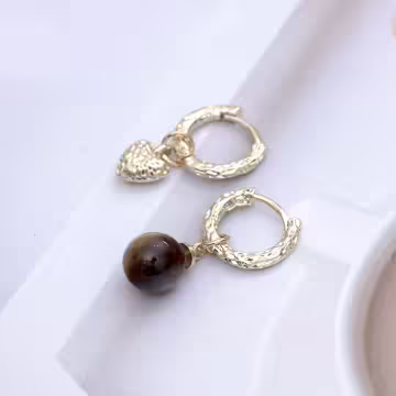 琥珀色圓珠愛心&times;吊墜耳扣