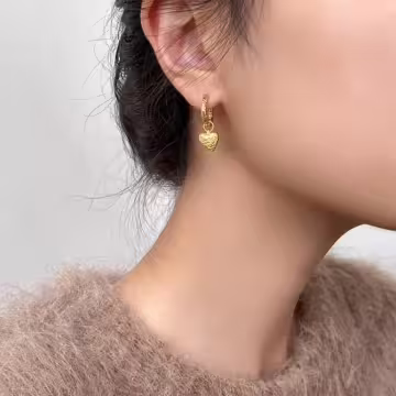 琥珀色圓珠愛心&times;吊墜耳扣