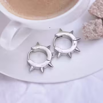 個性鉚釘×吊墜耳扣