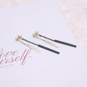 黑金長條直桿×後掛式吊墜耳環.avif