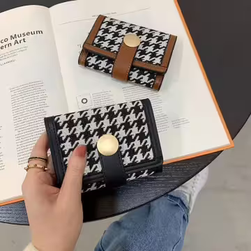 千鳥紋布面皮革×三折短皮夾×黑色