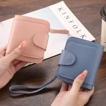 簡約皮革×翻頁三層短皮夾×黑色