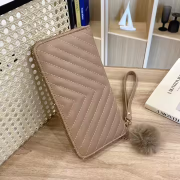 V紋壓線毛球×手拿拉鍊長皮夾×卡其