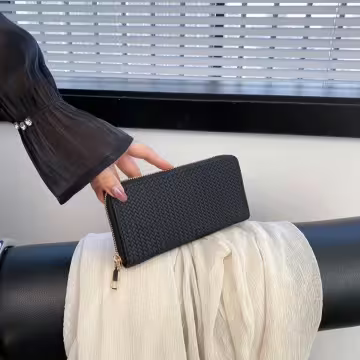 細編交織紋×拉鍊長皮夾×黑色