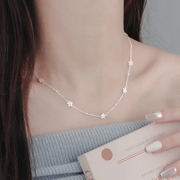 925銀飾×清新小花×鎖骨項鍊.avif