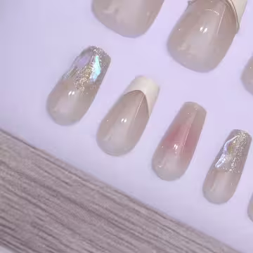 法式粉紅愛心亮面&times;穿戴式手指甲片&times;二十四入