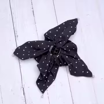 小愛心方巾珍珠&times;抓夾&times;共二色
