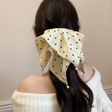 小愛心方巾珍珠&times;抓夾&times;共二色