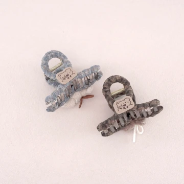 菱格小熊×鯊魚夾×共 二色.avif