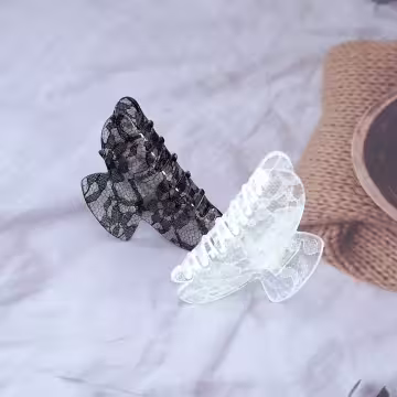 蕾絲印花壓克力×鯊魚夾×共二色